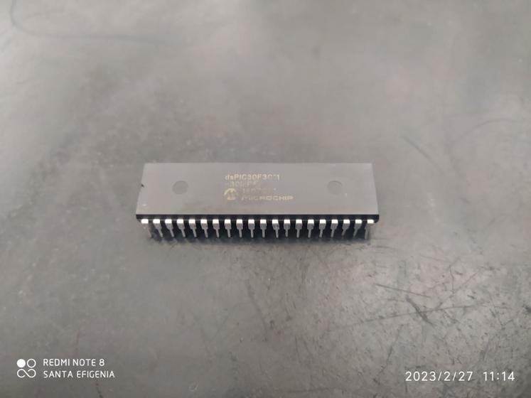 Imagem de 1x Circuito Integrado Dspic30f3011-30i-p Dspic30f3011
