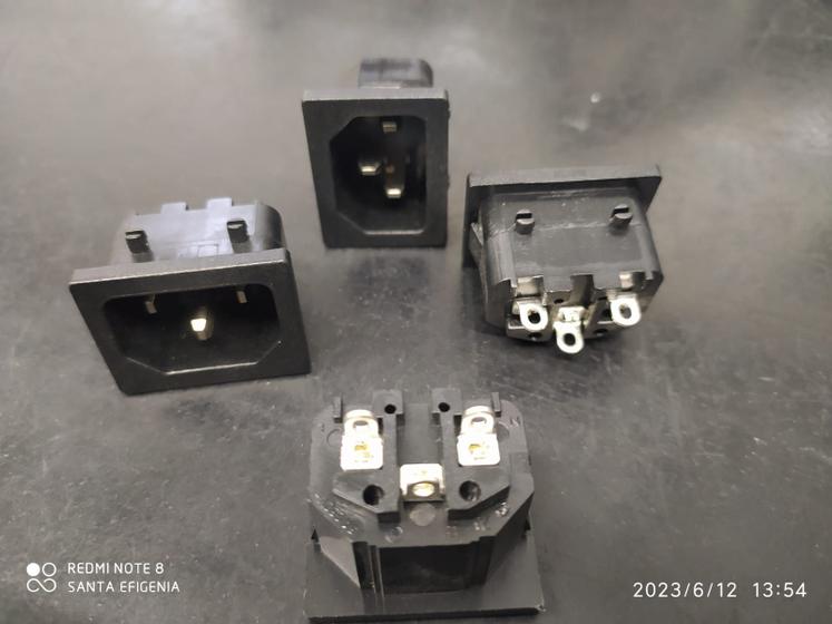 Imagem de 1x Conector Tripolar Para Fonte Tu-301 10amp 250v Tecx