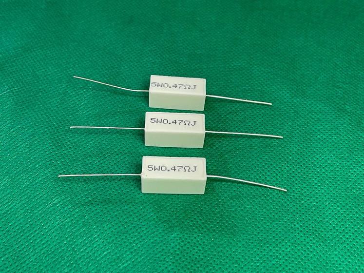 Imagem de 1x Resistor de Porcelana 0r47 5w 5%