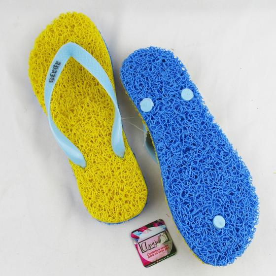 Imagem de 2 pares adultos e 1 infantil de Chinelos apaju, duplo Capacho ortopédico e anti stress