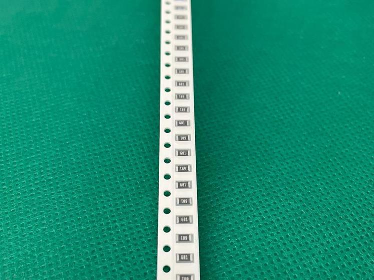 Imagem de 200x Resistor 680r 1206 5% Smd 1,6x3,2mm