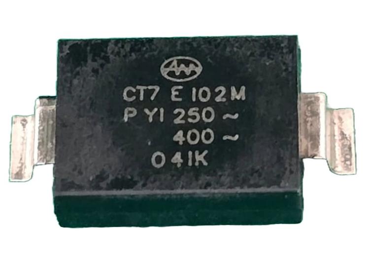 Imagem de 20x Capacitor Ceramico 1nf/250v = 1k/250v Smd 20% 6,3x8mm