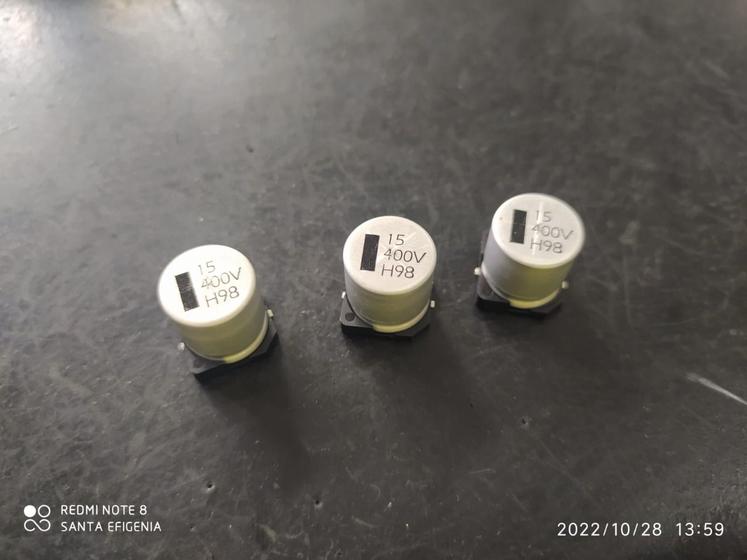 Imagem de 20x Capacitor Eletrolítico 15uf/400v Smd 105º 12,5x14mm