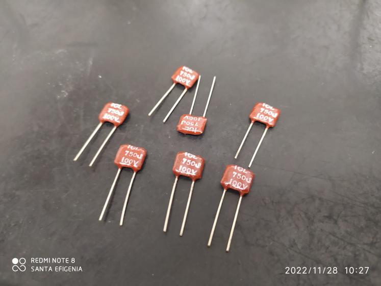 Imagem de 20x Capacitor Mica Prata 750pf/100v 5% Cm1 Icl