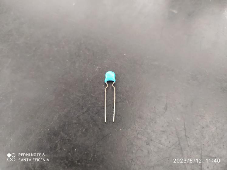 Imagem de 2x Capacitor Ceramico 220pf/1kv Epox