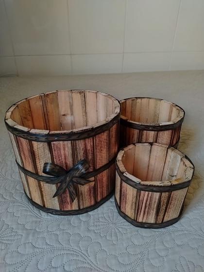 3 vaso de planta em madeira rústica queimada P M G - NA - Decoração Rústica  - Vasos para plantas - Magazine Luiza