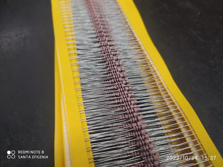 Imagem de 3000x Resistor 100r 1/2w 5%