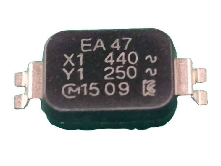 Imagem de 300x Capacitor Ceramico 47pf/250v Smd 10% 6x8mm Murata