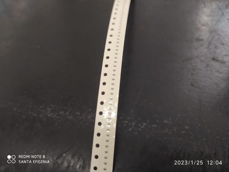 Imagem de 300x Resistor 180k 0402 1% Smd 0,5x1mm