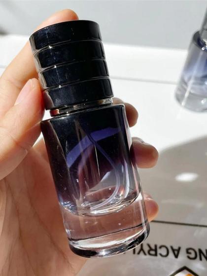 Imagem de 30ml Gradiente Cor Vidro Portátil Recarregável Garrafa De Perfume Viagem Recipiente Cosmético