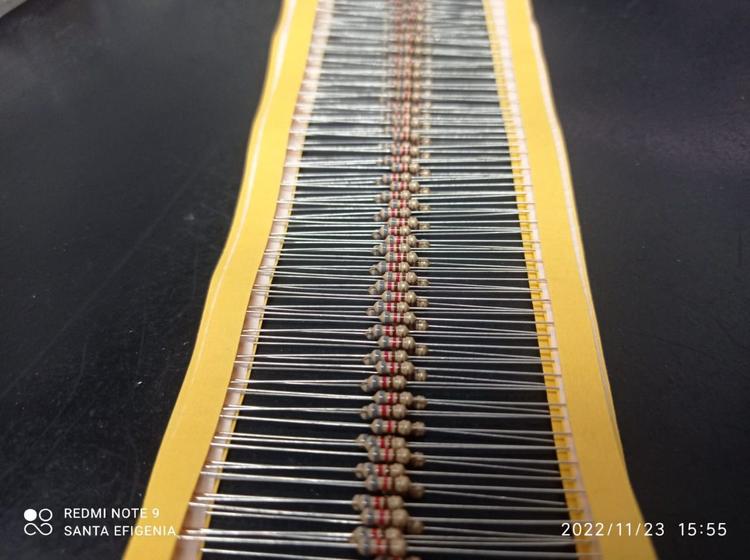 Imagem de 30x Resistor 820r 1/4w 5%