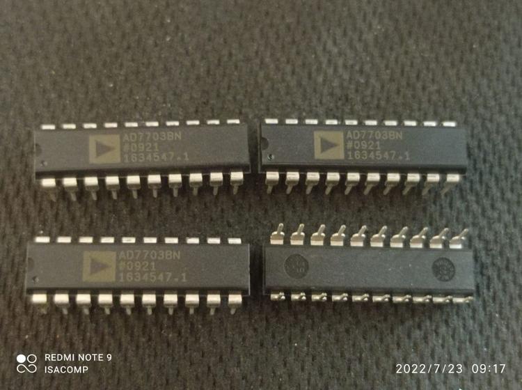 Imagem de 3x Circuito Integrado Ad7703bnz Ad7703 Analog Devices
