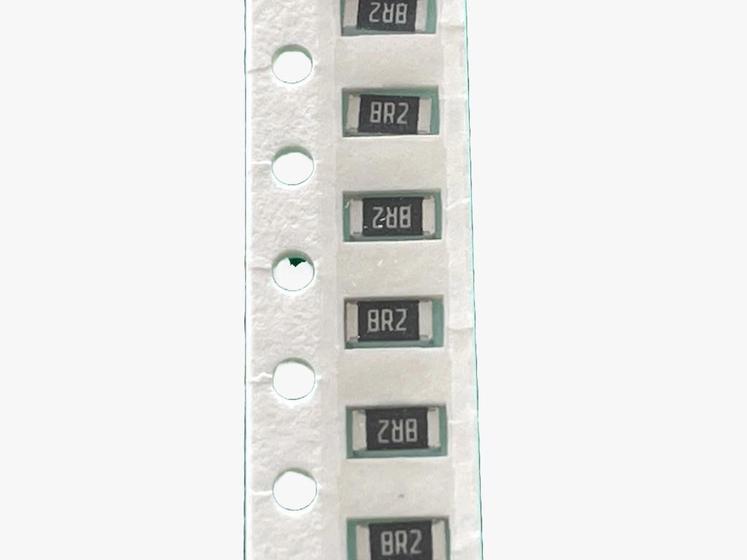 Imagem de 400x Resistor 8r2 1206 5% Smd 1,6x3,2mm