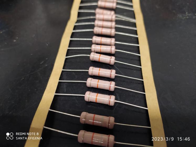 Imagem de 40x Resistor 18k 3w 5% 17mm