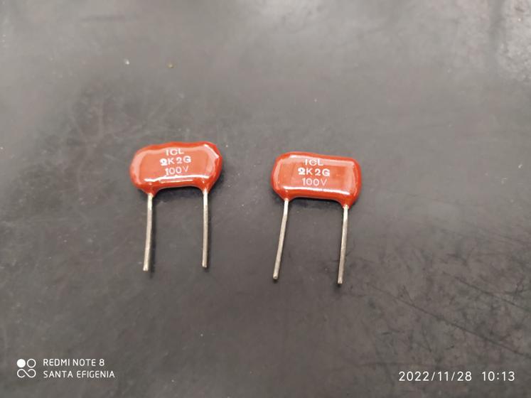 Imagem de 4x Capacitor Mica Prata 2,2nf/100v = 2k2/100v 3% Cm3 Icl