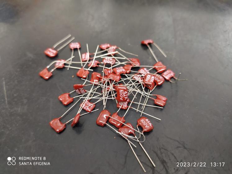 Imagem de 4x Capacitor Mica Prata 47pf/100v 10% Cm0 Icl