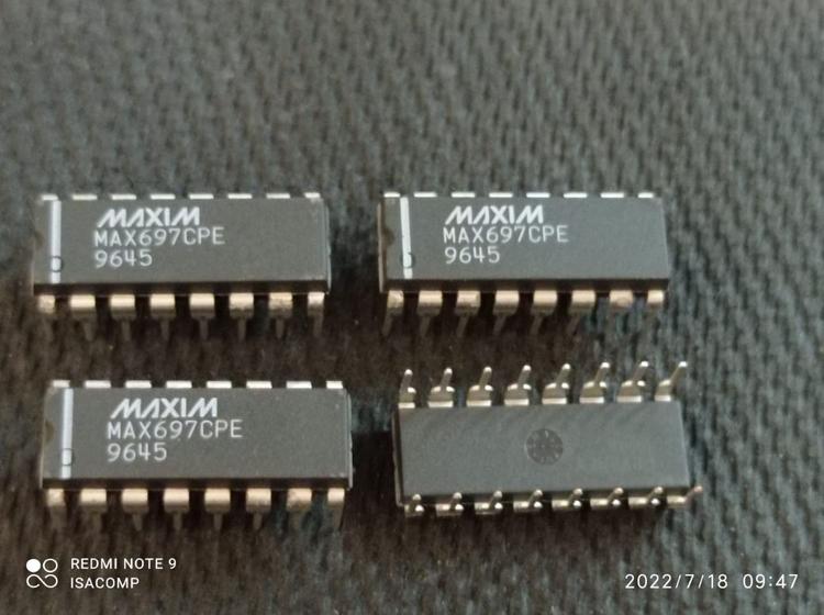 Imagem de 4x Circuito Integrado Max697cpe Max697 Maxim