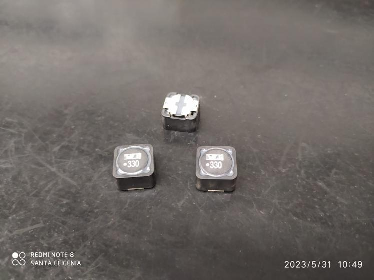 Imagem de 4x Indutor 33uh Smd 20% 3,6amp 12x12x8mm 744770133 Wurth