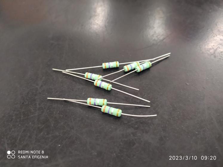 Imagem de 4x Resistor 0r37 2w 5%