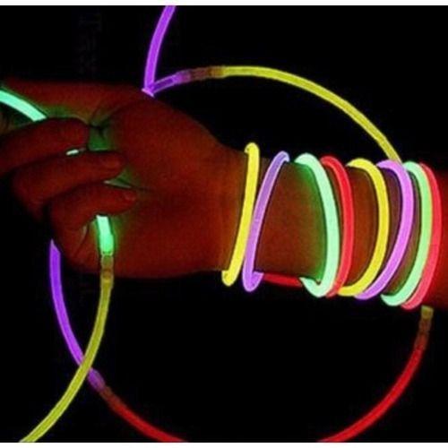 Imagem de 50 Unid. Pulseira De Neon/ Brilha No Escuro Carnaval