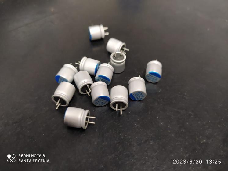 Imagem de 50x Capacitor Eletrolitico 270uf/16v 105 8x9mm Solido