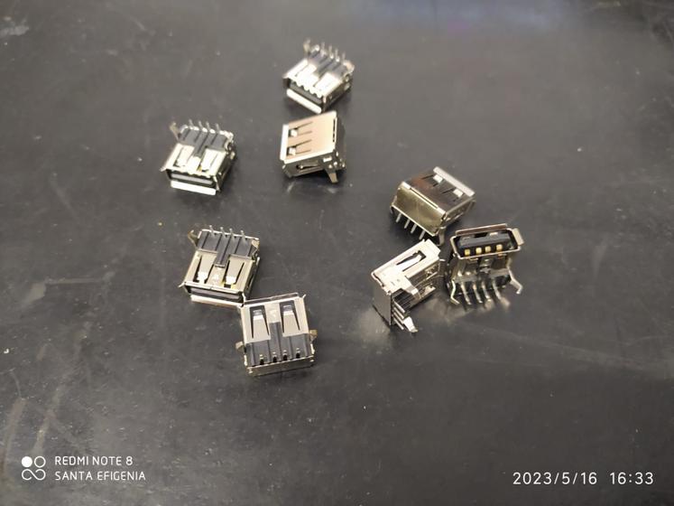Imagem de 50x Conector Usb Tipo A Femea 90 Pci
