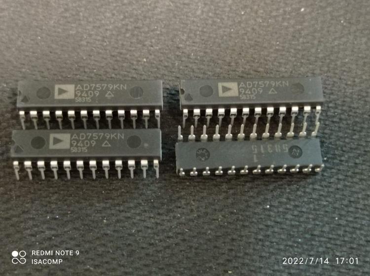 Imagem de 5x Circuito Integrado Ad7579kn Ad7579 Analog Devices