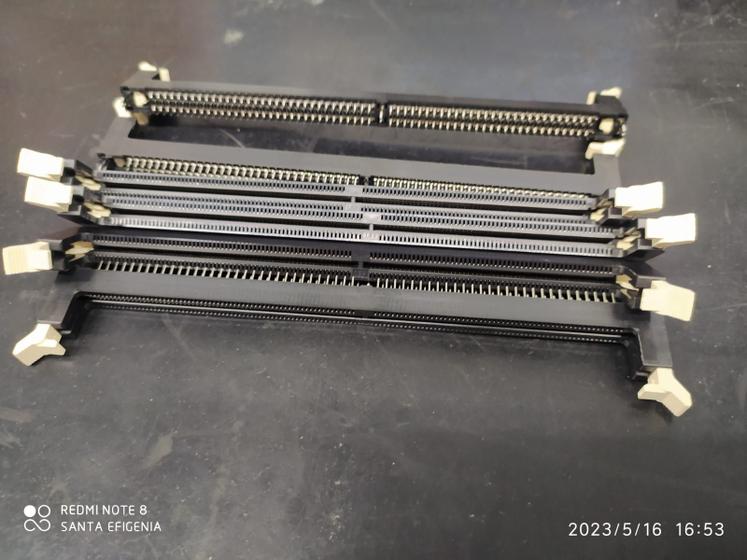 Imagem de 5x Conector Slot Para Memória Ddr2 At24011-j3b-4f Foxconn