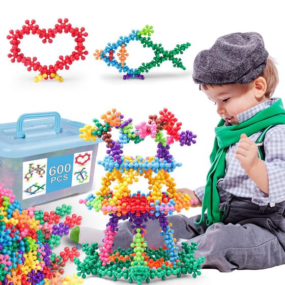 Imagem de 600 PCS Building Blocks conectam brinquedos, conjuntos de brinquedos educacionais de plástico sólido interligados para meninos e meninas pré-escolares com mais de 3 anos, promovem habilidades motoras finas e desenvolvimento sensorial.