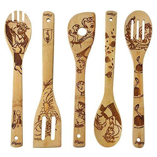 Imagem de A Bela e a Fera Queimadas Colheres de Madeira Cozinhando &amp Servindo Utensílios Conjunto Bambu Colher De Bambu Slotted Cozinha Utensílio Ideia de Presente divertido Aquecimento Presente (Conjunto de 5)