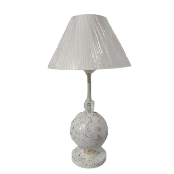 Imagem de Abajur Esfera Minimalista Quartzo - Luz e Estilo
