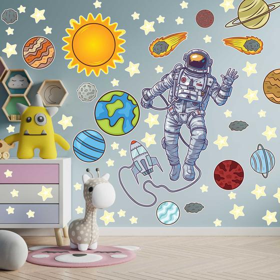 Imagem de Adesivo De Parede Decorativo Astronauta Estrelas Planetas P