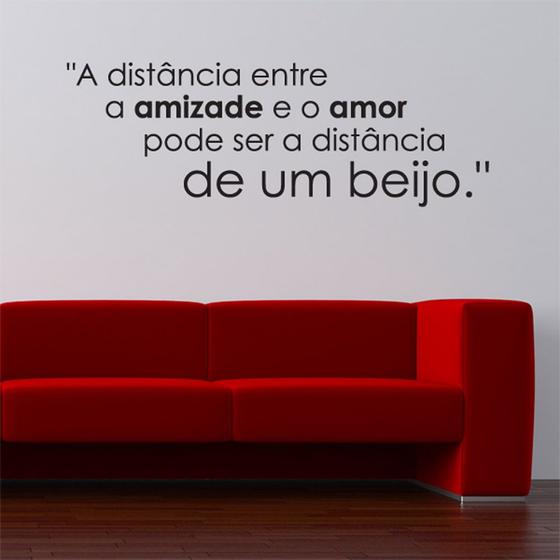 Imagem de Adesivo de Parede Frase - Um Beijo - 001frp