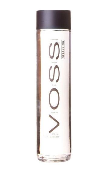 Água Voss com gás Vidro-800ml Menor preço em Água Voss com gás Vidro-800ml