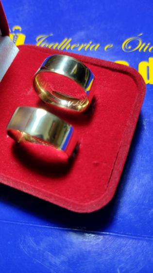 Imagem de Aliança de Casamento  Ouro 18 Kiilates Peso 10 Gramas 7 mm