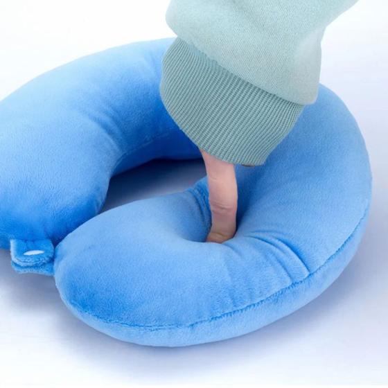 Imagem de Almofada de pescoço travesseiro anatômico de viagem cervical.