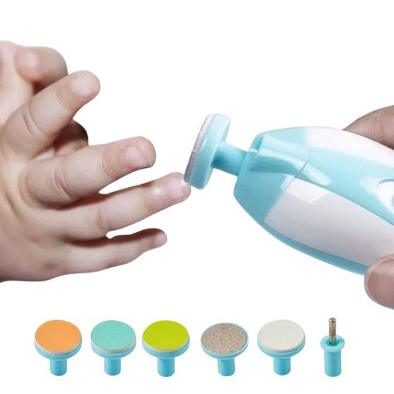 Imagem de Aparador de Unhas Azul Sempre Pronto para o Corte