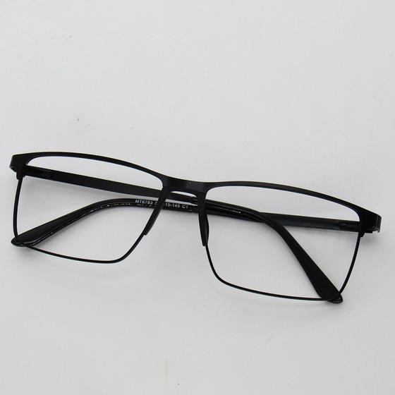 Imagem de Armação Para Óculos de Grau Masculina Retangular feita em Titânio 100% Resistente