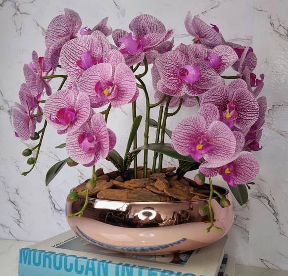 Imagem de Arranjo Com 4 Orquídeas Violeta Vaso Rose 28cm