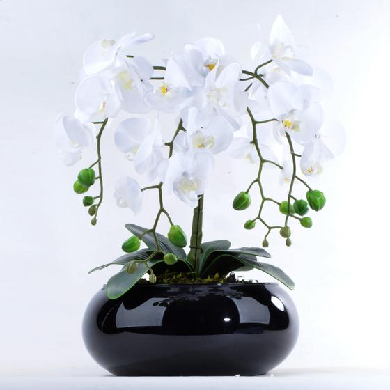 Arranjo de Orquídea Artificial Branca de Silicone em Vaso Preto - Vila das  Flores - Flores Artificiais - Magazine Luiza