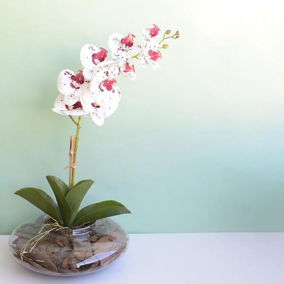 Arranjo de Orquídea Branca e Rosa de Silicone no Vaso de Vidro Transparente  - FORMOSINHA - Flores Artificiais - Magazine Luiza