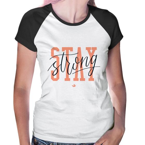 Imagem de Baby Look Raglan Stay Strong - Foca na Moda