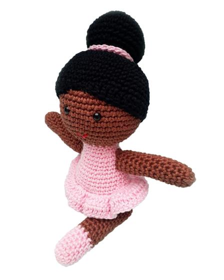 Imagem de Bailarina Negra Crochê Amigurumi 28 cm 