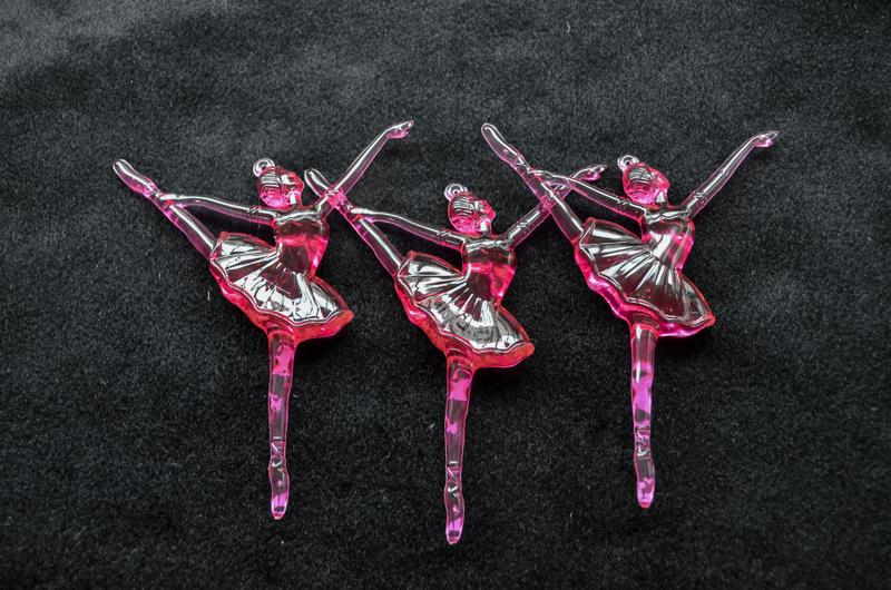 Imagem de Bailarina Posição Arabesque 105x125mm Cor 109 Rosa Pink Transparente - pct c/ 250g