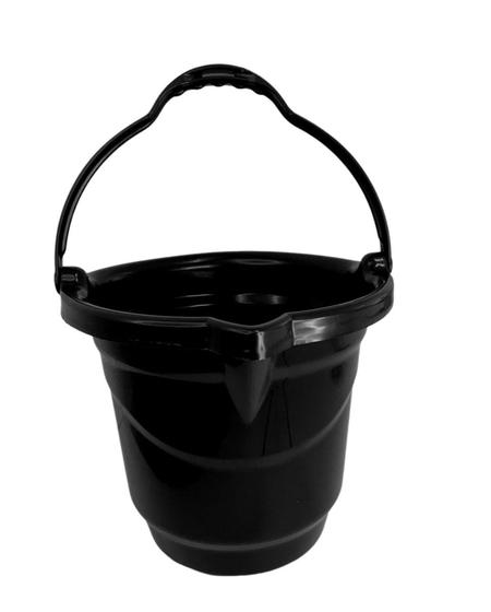 Imagem de Balde com bico plástico 7 litros com alça resistente ótima qualidade