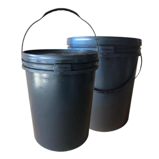 Imagem de Baldes De Reciclagem