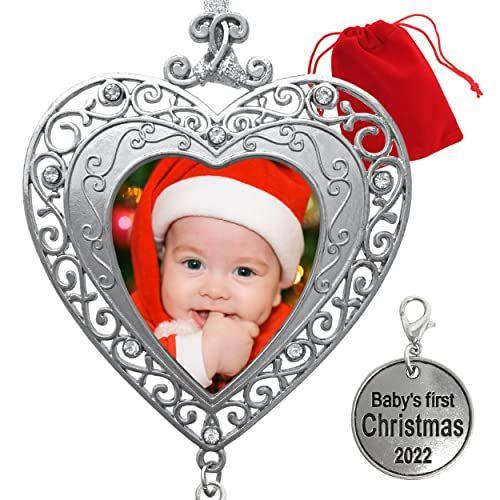 Imagem de BANBERRY DESIGNS Primeiro Natal do Bebê - 2022 1º Enfeites de Imagem para Bebês Recém-Nascidos - Filigrana Coração em Forma de Foto Ornamento de Imagem - Lembranças de Enfeites de Natal do Bebê - Presente / Saco de Armazenamento Incluído