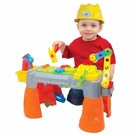 Bancada de Ferramentas Infantil Menino com Capacete Menor preço em Bancada de Ferramentas Infantil Menino com Capacete