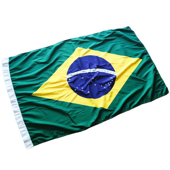 Imagem de Bandeira Brasil Verde e Amarelo 1,30 X 0,90 Cm