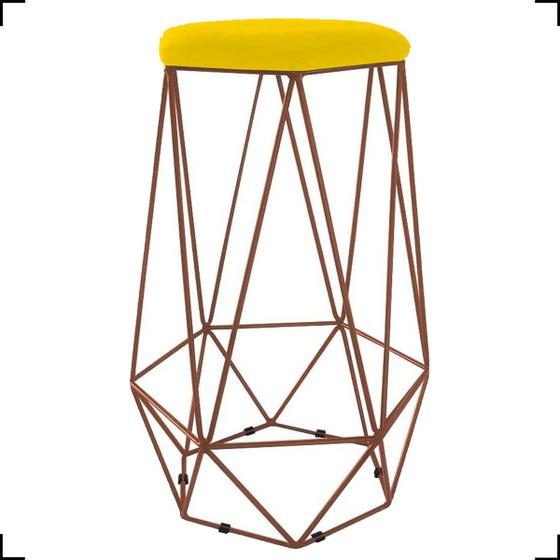 Imagem de Banqueta Decorativa Aramada Hexagonal para Sala Suede - Clique e Decore